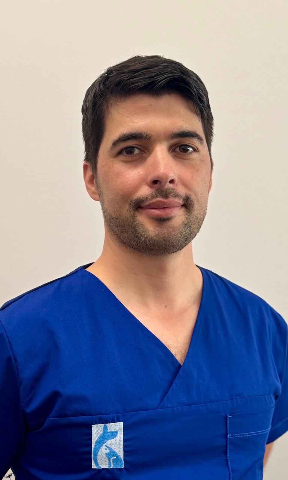 Dr. David Vicente
